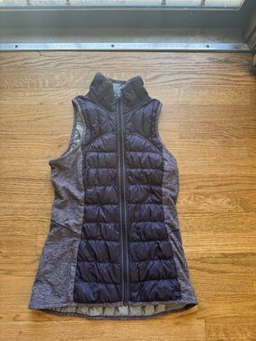 lululemon athletica navy and heather gray quilted sleeveless vest